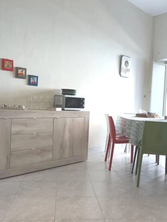 Makefemmina Hotel Naples
